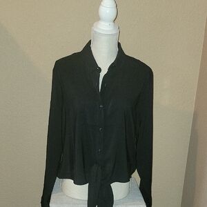 EXPRESS SZ L BLACK BUTTON UP WITH A TIE FRONT BEAUTIFUL BLOUSE